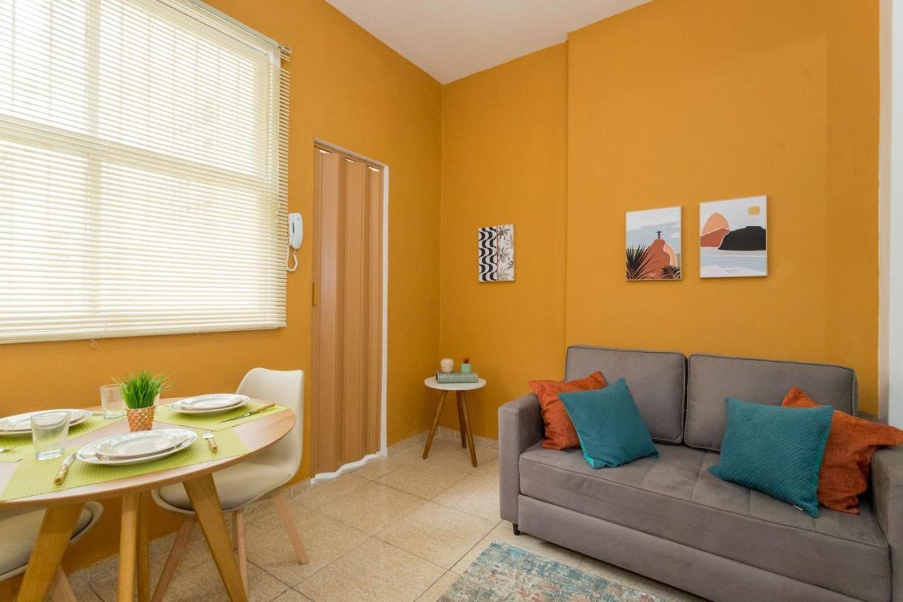 Copacabana Comfort: Beachside Retreat with Modern Amenities Rio de Janeiro Exterior photo