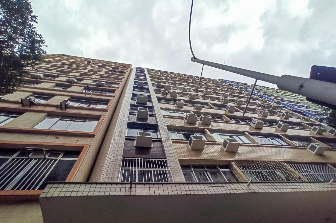 Copacabana Comfort: Beachside Retreat with Modern Amenities Rio de Janeiro Exterior photo
